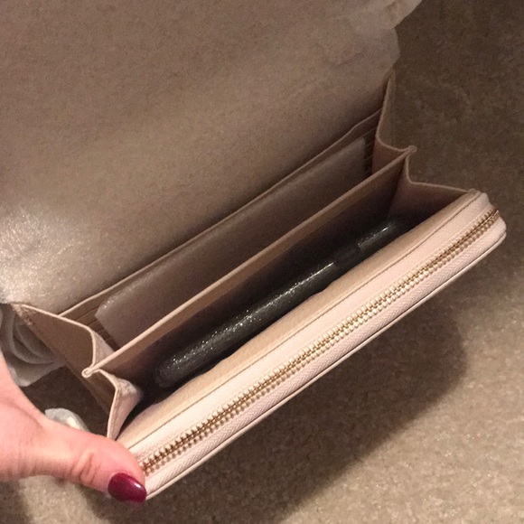 HP🦄Tory Burch light oak crossbody - Picture 8 of 8